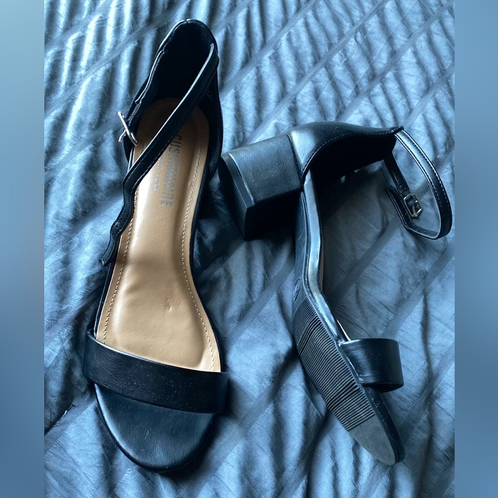 Cushionaire black  2-inch block heels